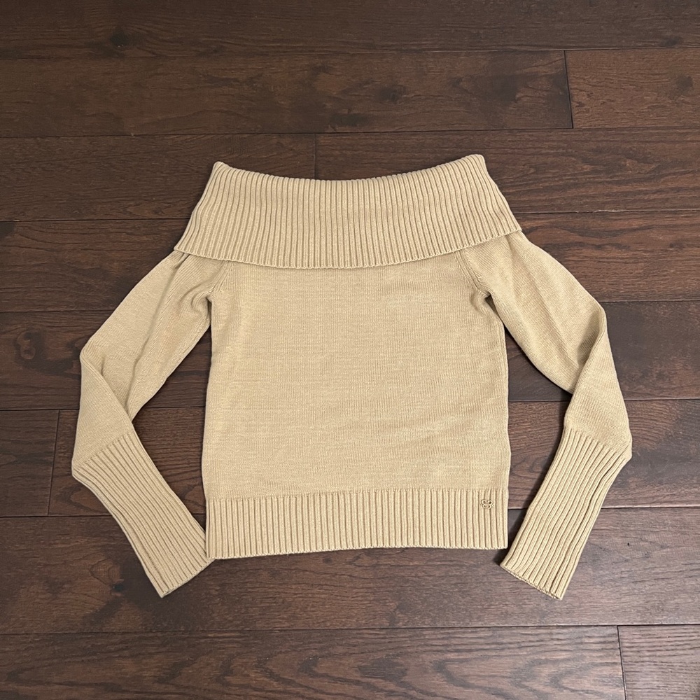 NWT Aritzia Sunday Best Topaz Sweater in Tan Cotton Cashmere Off the Shoulder S